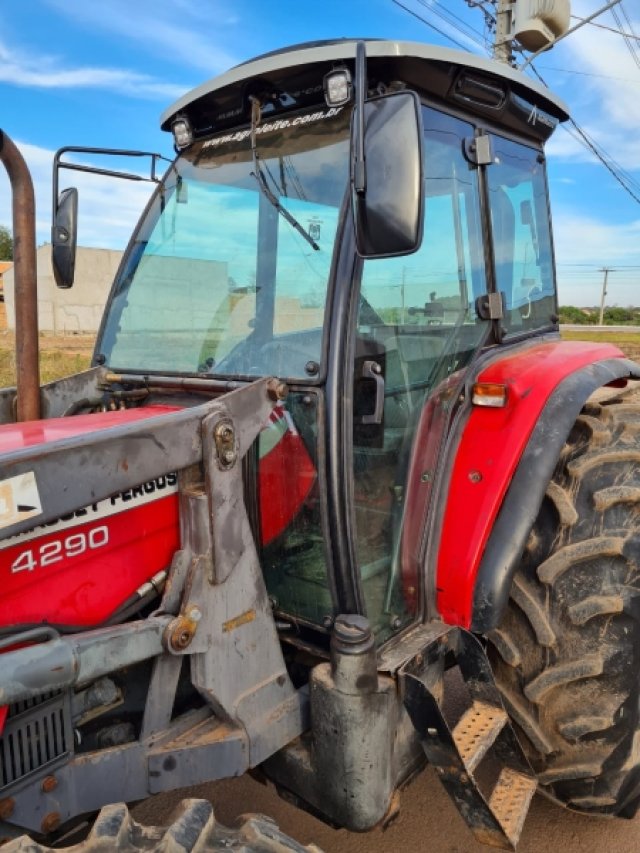 Cabina Trator - Massey Ferguson - MF 4290