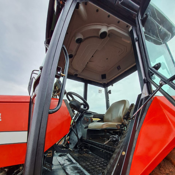 Cabina Trator - Massey Ferguson - MF 680 HD