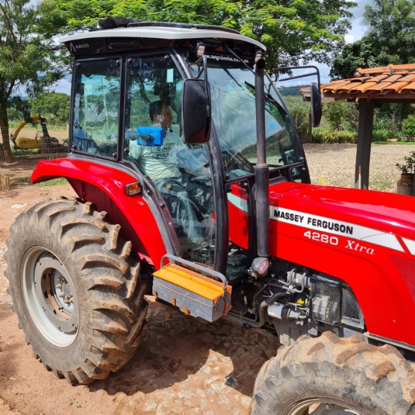 Cabina Trator - Massey Ferguson - MF 4280 Xtra