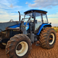Cabine Trator New Holland TM 7030 com Lâmina