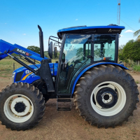 Agricultural Cabin - New Holland - NH TT 75