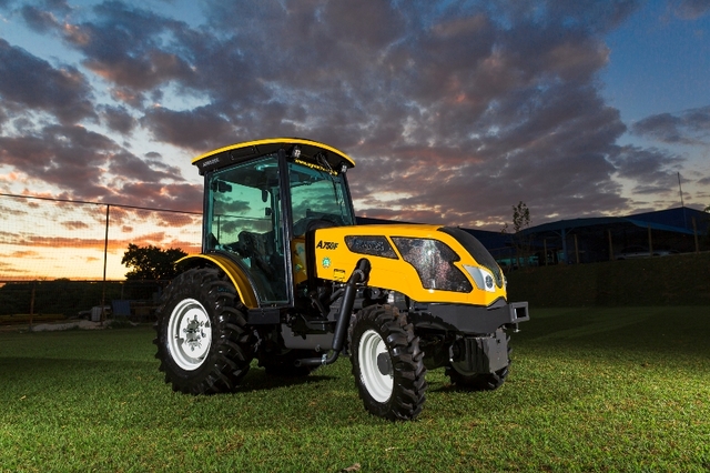 Cabina Trator Valtra Série A 750F
