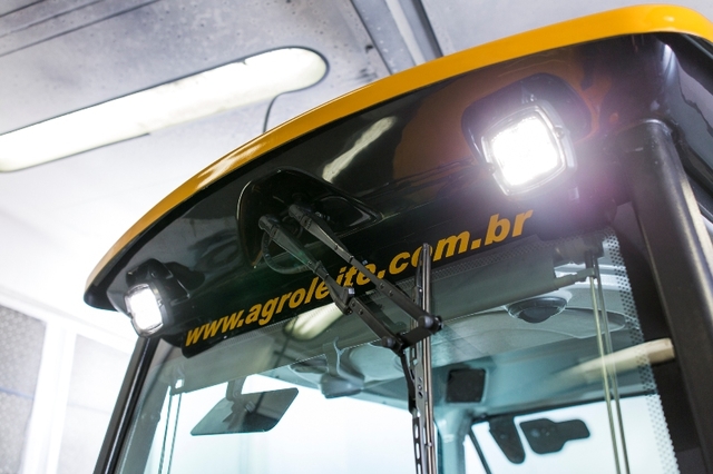Cabina Trator Valtra Série A 750F