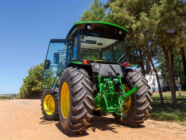 Cabina Trator John Deere 5055E / 5065E / 5075E